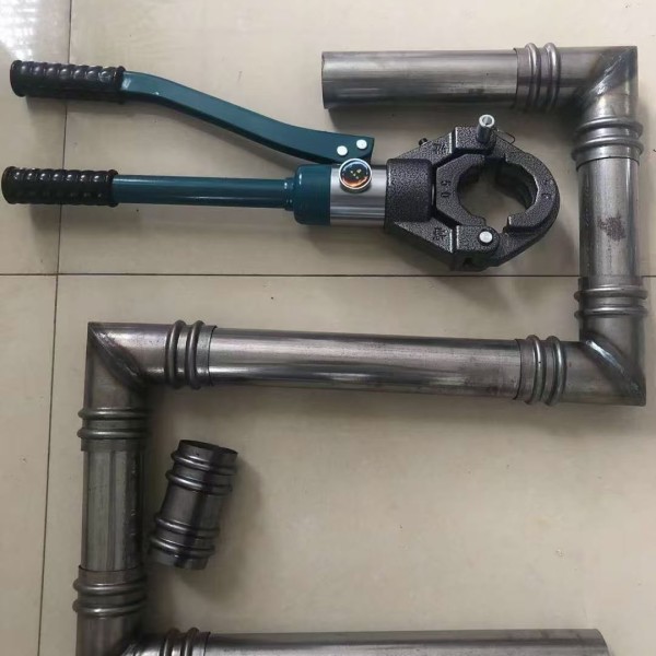 清苑鑫亿呈冷却管